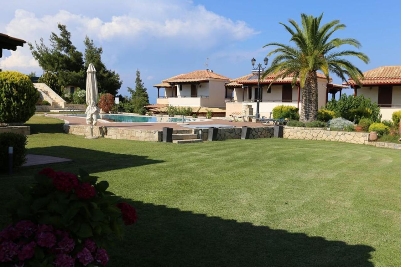 Porto Thea Alexandra Shared Pool Villa, Афитос Екстериор снимка